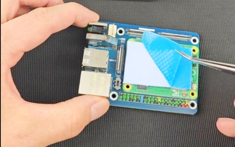 Do Thermal Pads Absorb Heat?