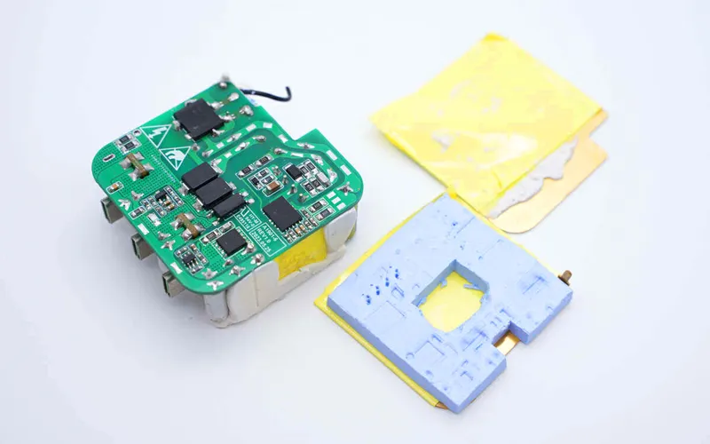 How Can I Test the Thermal Conductivity and Stability of a Thermal Pad?