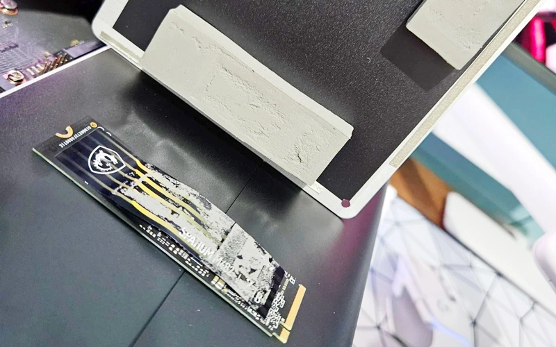 How Do You Proceed to Remove Old Sticky Thermal Pads?